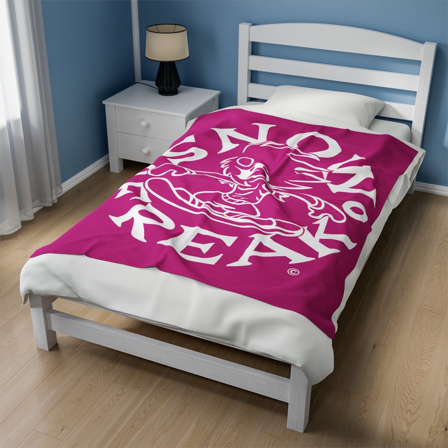 WHITE SNOW FREAK© Velveteen Plush Blanket