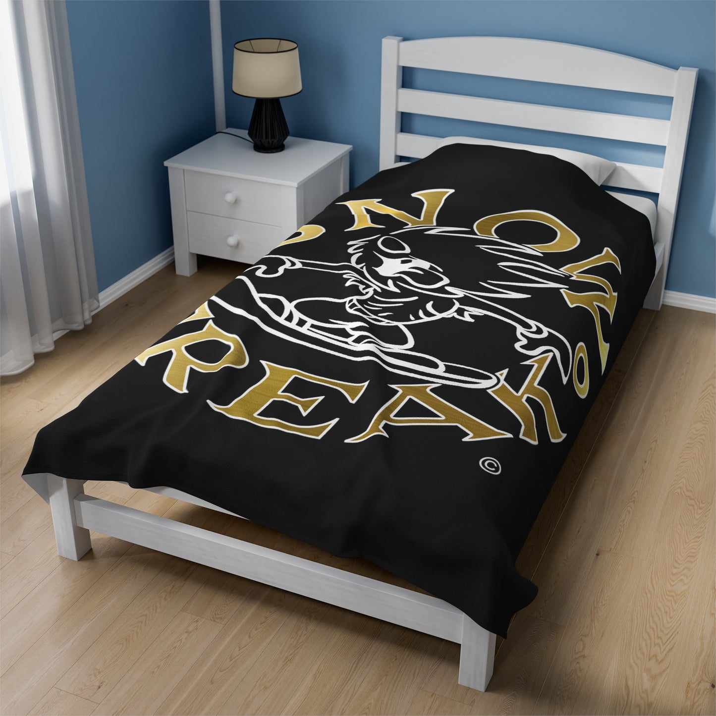 GOLD N' WHITE SNOW FREAK© Velveteen Plush Blanket