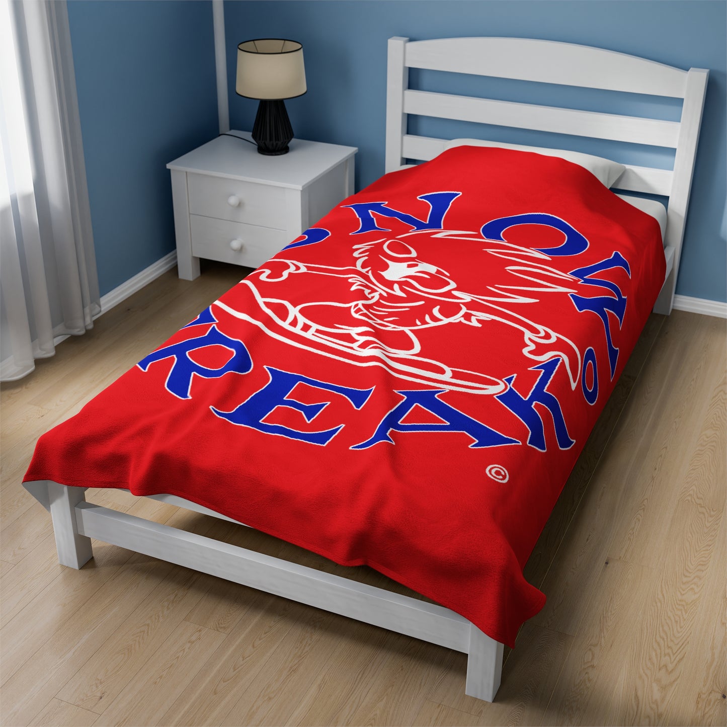 BLUE N' WHITE SNOW FREAK© Velveteen Plush Blanket
