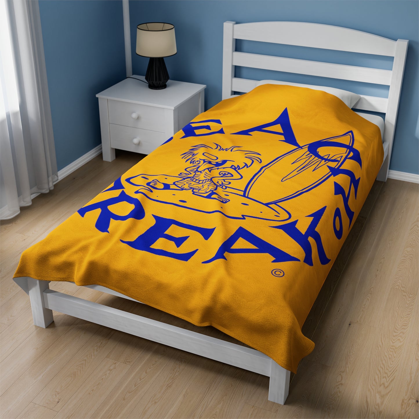 BLUE BEACH FREAK© Velveteen Plush Blanket