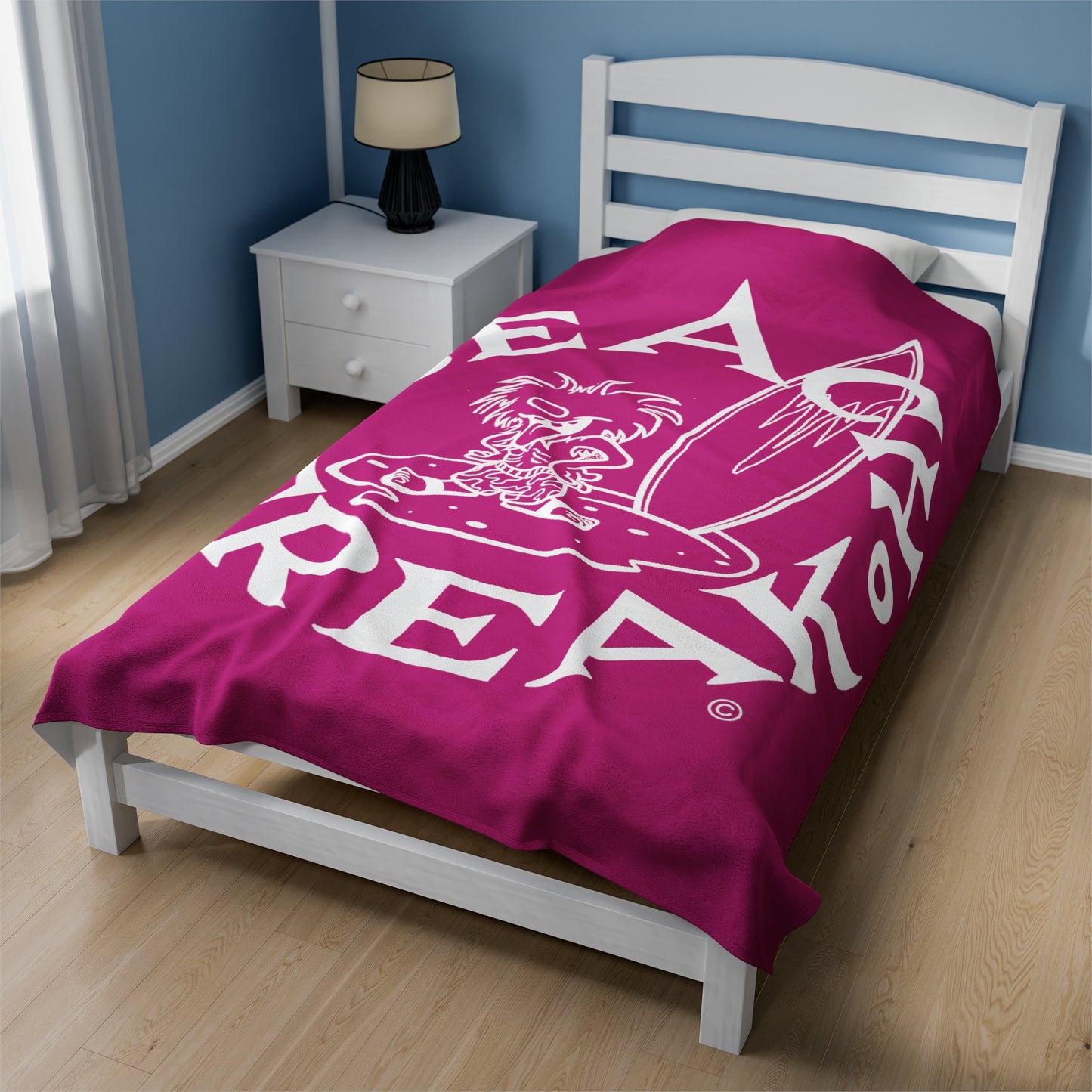 WHITE BEACH FREAK© Velveteen Plush Blanket