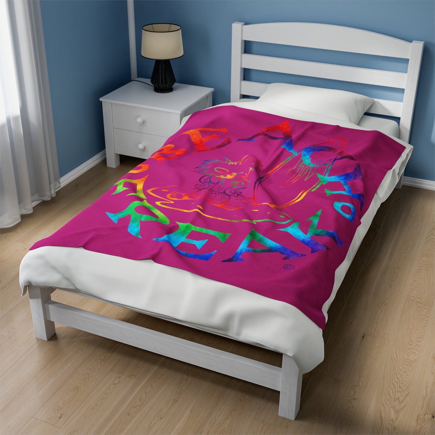 TIE-DYE BEACH FREAK© Velveteen Plush Blanket
