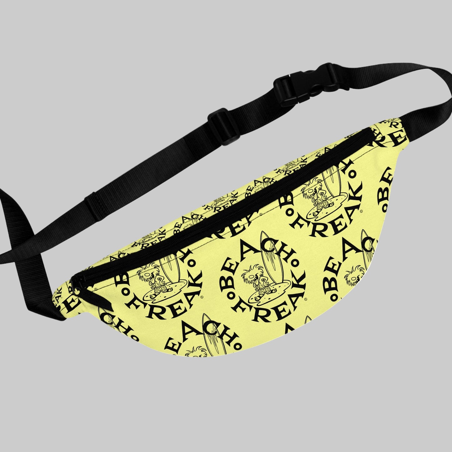 BLACK BEACH FREAK© Fanny Pak
