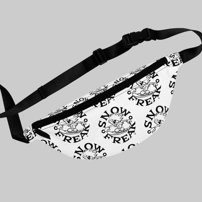 BLACK SNOW FREAK© Fanny Pak