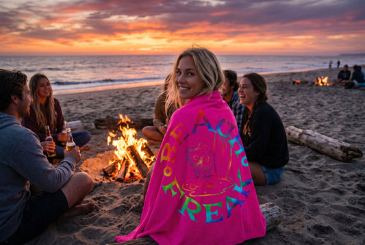 TIE-DYE BEACH FREAK© Velveteen Plush Blanket